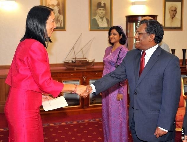 Waheed and Ambassador Sison, Photo: sun.mv